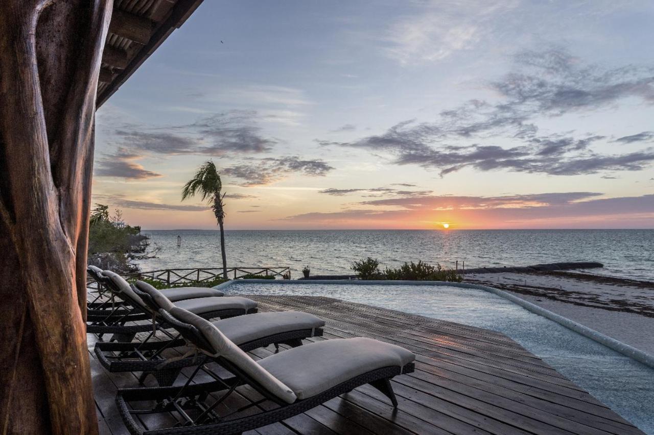 Dk Luxury Ocean Front Villa - Adults Only Isla Holbox Kültér fotó