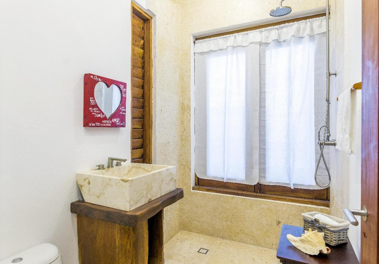 Dk Luxury Ocean Front Villa - Adults Only Isla Holbox Kültér fotó
