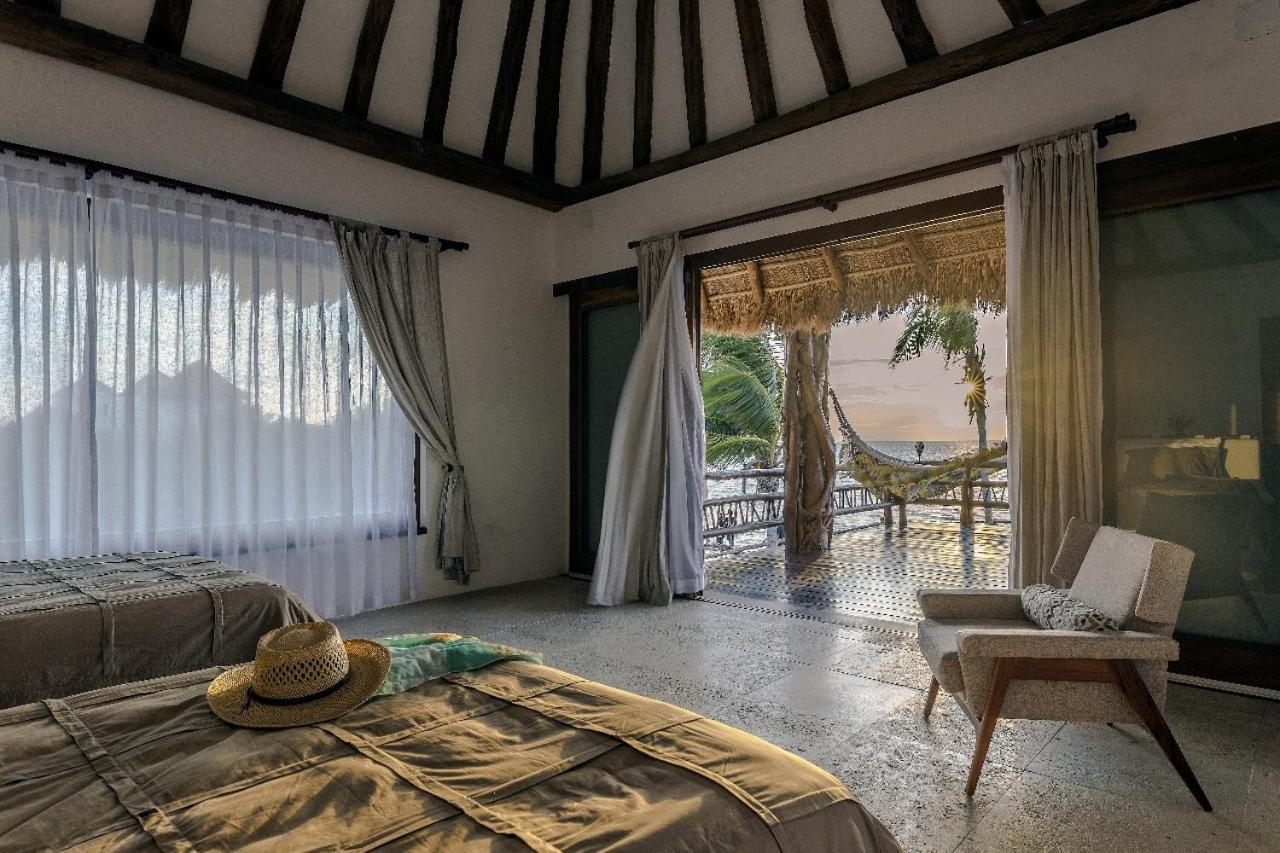 Dk Luxury Ocean Front Villa - Adults Only Isla Holbox Kültér fotó