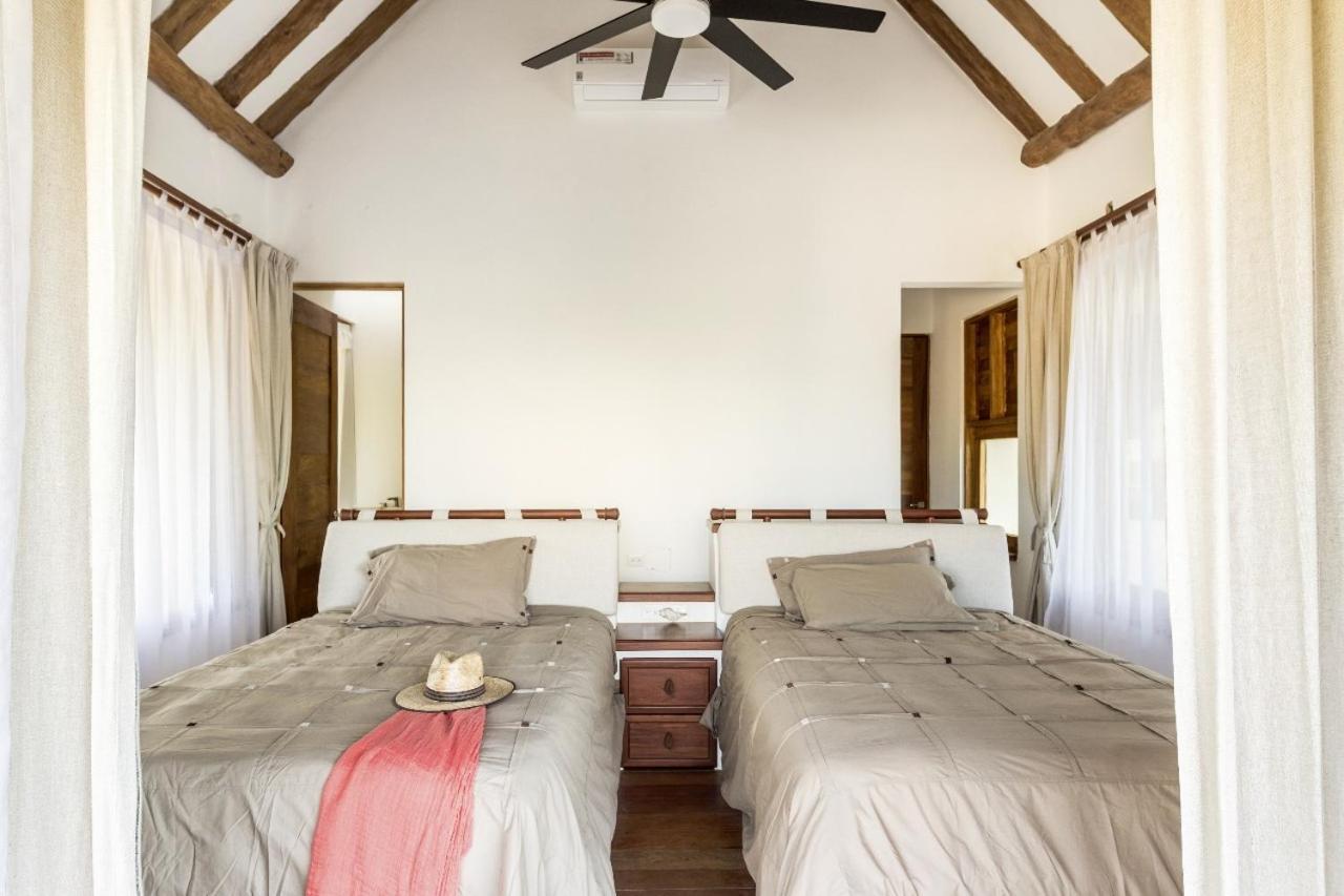 Dk Luxury Ocean Front Villa - Adults Only Isla Holbox Kültér fotó
